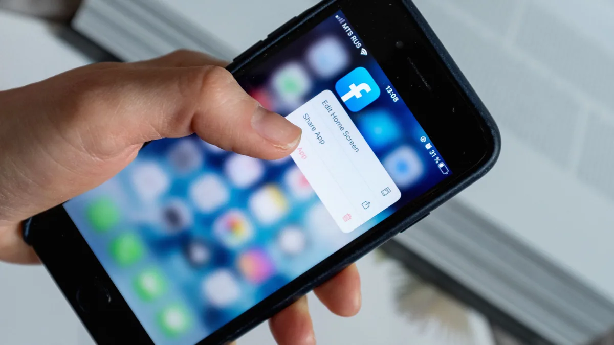 Manual eSIM activation in the phone settings